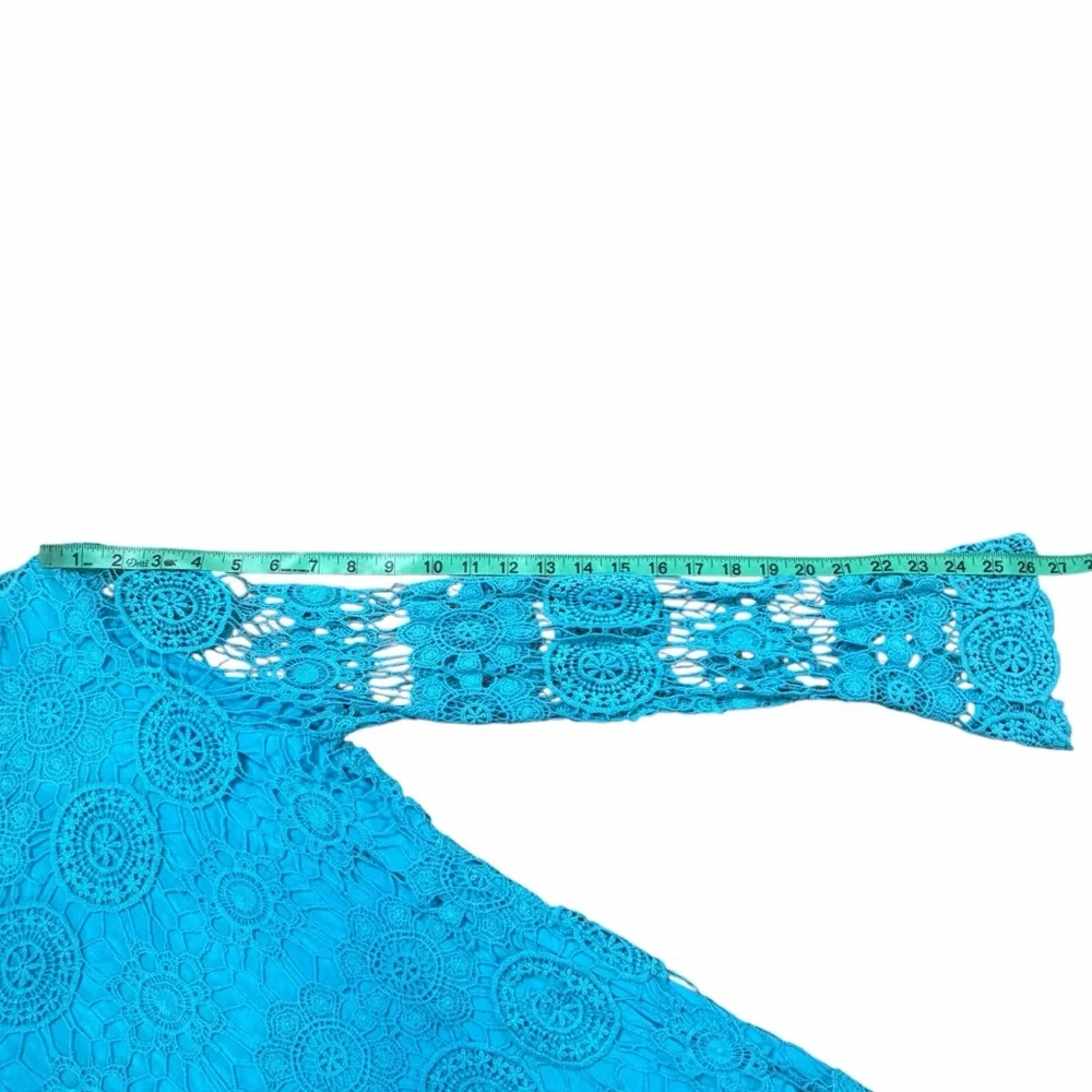 Joseph A. Electric Blue Floral Open Crochet Long Sleeve Blouse - Size Medium